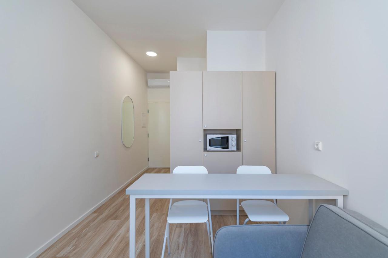 Apartamento Uab Laisves Alejos Viesbutis Kaunas Exterior foto